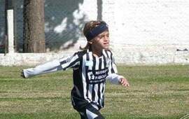 Imagen de Un pequeño 'Panza' fue elegido por el Club Atlético Lanús