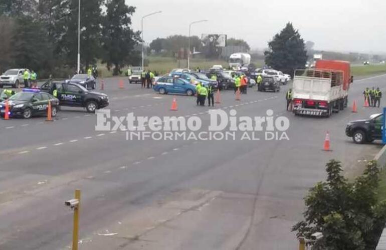 Imagen de Amplio despliegue sobre autopista