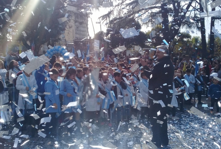 Imagen de Los chicos del 4to grado prometieron lealtad a la bandera