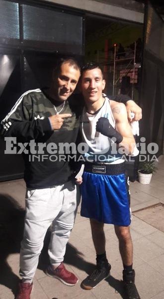 Imagen de Facundo García, del Cuello Boxing de Talleres, ganó su pelea y va por más