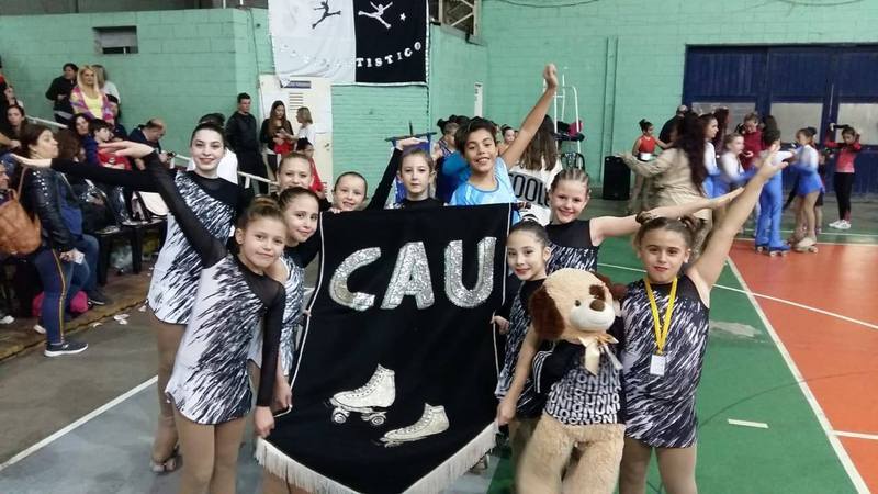 La delegaci&oacute;n "Blanca y Negra" subi&oacute; a los podios y ya piensa en el certamen provincial.