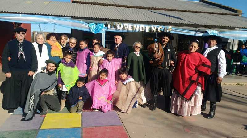 Imagen de En el Omb&uacute;: Acto en la Escuela Almafuerte junto a Los Gurises