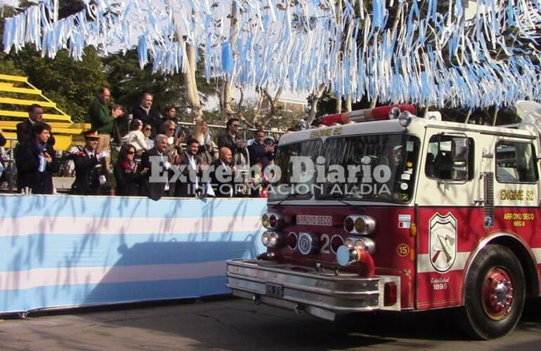 Imagen de 9 de Julio: Unas 60 instituciones fueron parte del desfile organizado por la Municipalidad