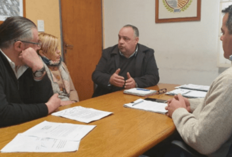 Imagen de Reunión con representantes de la empresa Rosario Bus