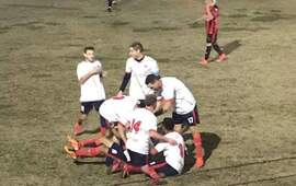 Talleres ganó un partido reñido en su debut de local en el Clausura.