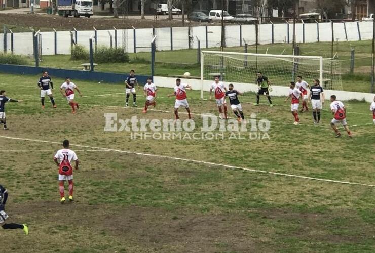 Imagen de Triunfo y goleada de Athletic ante Juventud Unida