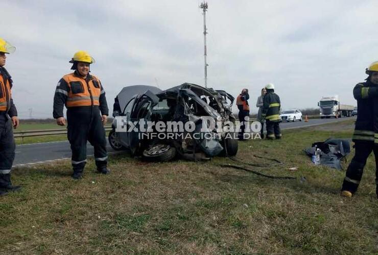 Imagen de Siniestro en autopista Buenos Aires - Rosario: Son dos las niñas fallecidas