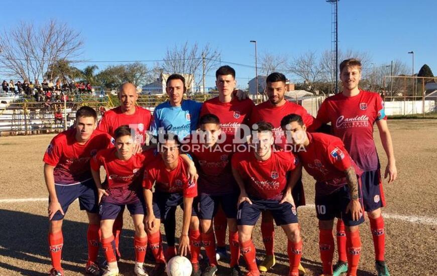 Imagen de Talleres perdió ante el Ultimo Campeón