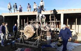 La obra pudo hacerse gracias a la colaboración de la comunidad.