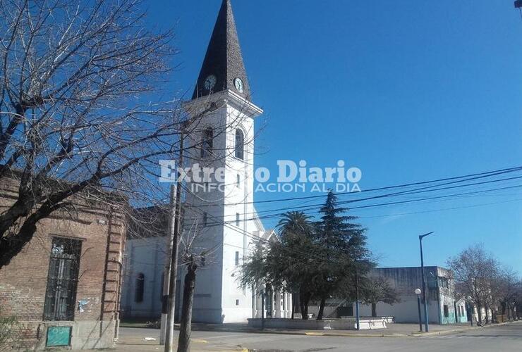 Imagen de Parroquia La Asunción: Programa de fiestas patronales, 125 años de historia