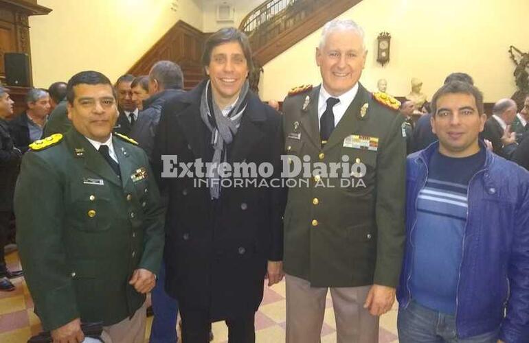 El acto se realizó esta mañana al pie del Monumento de la Bandera en Rosario