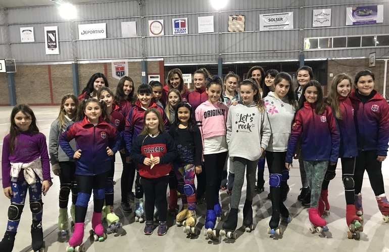 Grupo infantil y juvenil de pat&iacute;n Talleres