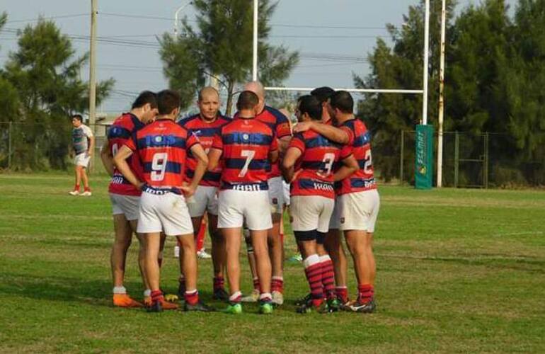 El equipo de nuestra ciudad consiguió una nueva victoria de visitante. (FOTO: ARCHIVO FACEBOOK RUGBY TALLERES ARROYO SECO).