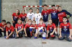 Alumnos de la Escuelita de Handball de Talleres.