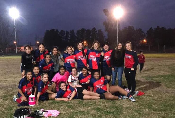 Imagen de Las chicas de Talleres juegan amistosos y sueñan con la Liga