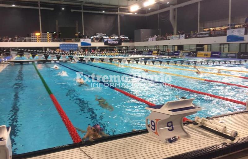 Mariano, Donatella y Agustina luego de nadar.