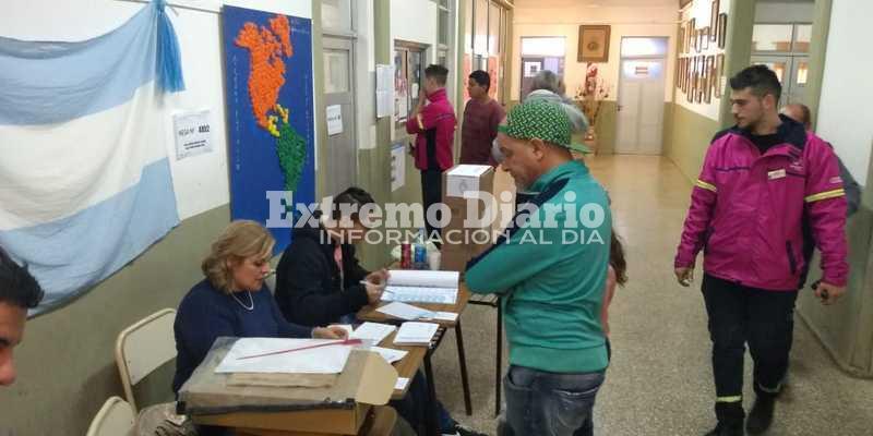 Imagen de Im&aacute;genes de las PASO presidenciales en Arroyo Seco