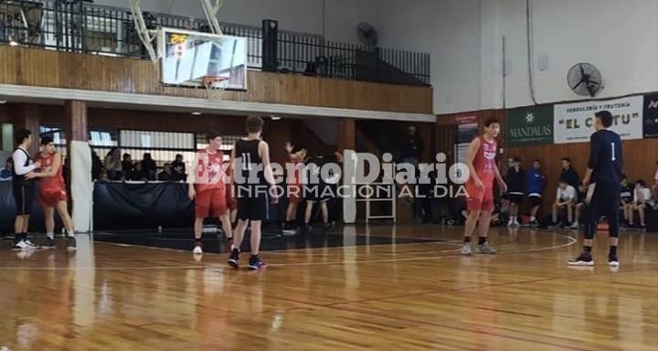 Las juveniles de Uni&oacute;n de local ante Provincial.