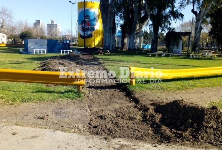 Imagen de Construyen un sendero para acercarse a la nueva intervención artística