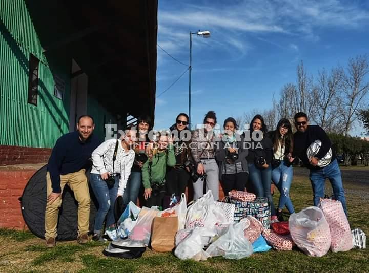 Imagen de Fot&oacute;grafos de la ciudad unidos por los ni&ntilde;os