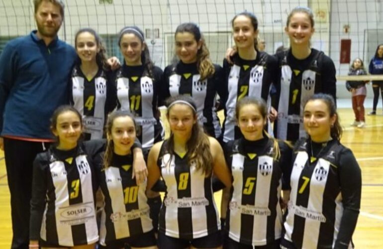 Las chicas de Unión ganaron uno y perdieron uno en sus respectivas categorías