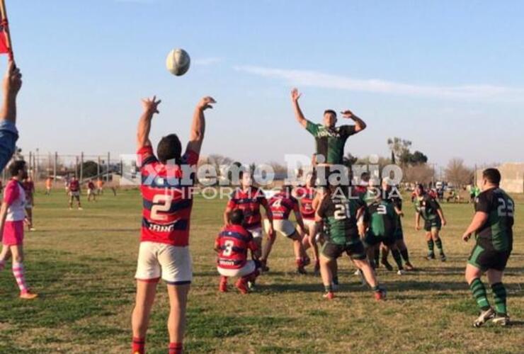 Imagen de Los Gatos vencieron a Duendes por 74 a 40