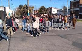 Tradicional procesi&oacute;n por las calles de la ciudad