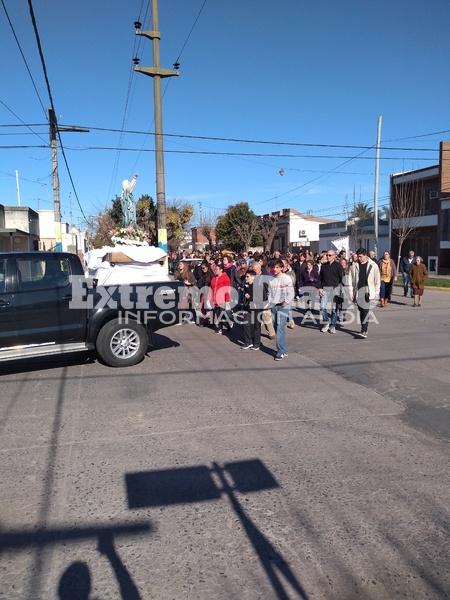 Tradicional procesi&oacute;n por las calles de la ciudad