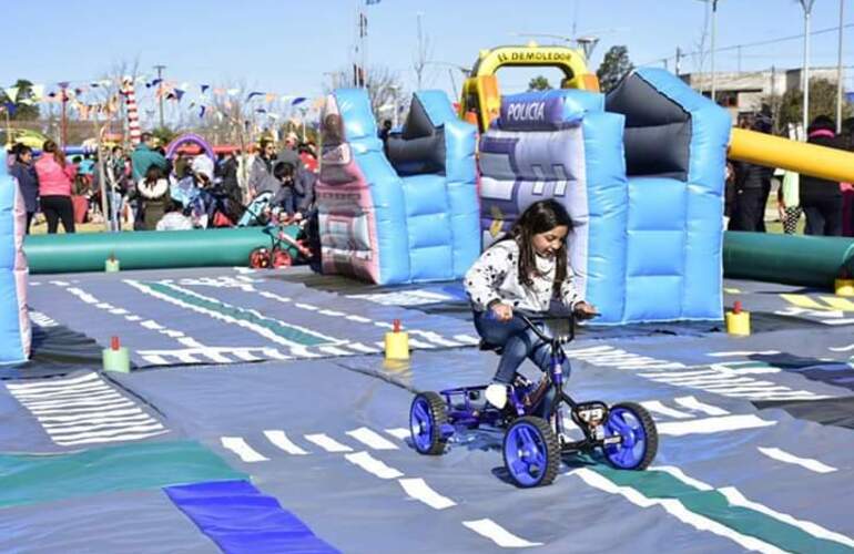 Un d&iacute;a a pleno juegos y diversi&oacute;n para los ni&ntilde;os, ni&ntilde;as y las familias.