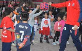 Imagen de Talleres celebr&oacute; el D&iacute;a del Ni&ntilde;o junto a sus peque&ntilde;os deportistas