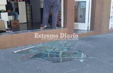El dueño de Zapatería Plumitas piensa cerrar al público tras el daño que sufrió.