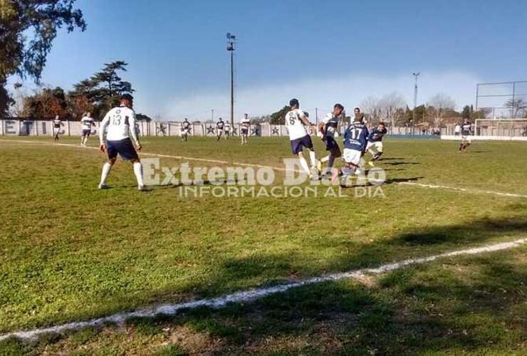 El "Picante" y el "Lobo" jugaron un reñido partido sin goles.