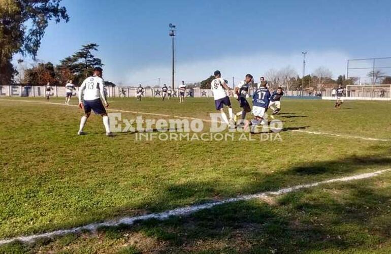 El "Picante" y el "Lobo" jugaron un reñido partido sin goles.