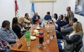 Fue recibido en la Comuna de Fighiera pero no cuenta con tales acreditaciones diplom&aacute;ticas.