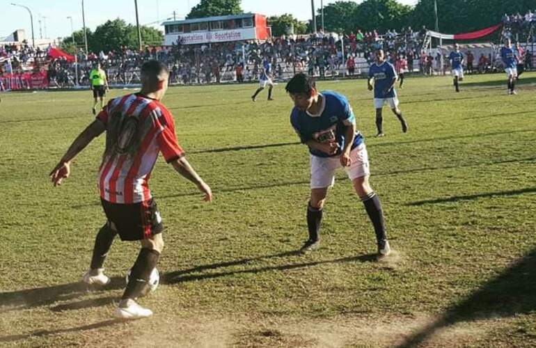 Partido atrapante disputarán hoy Riberas y Athletic en Villa Constitución.