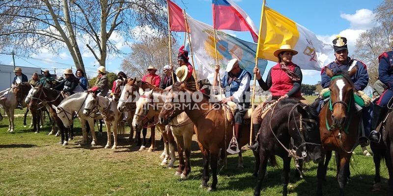 Fue hoy al mediodia en la posta de la estaci&oacute;n de trenes.