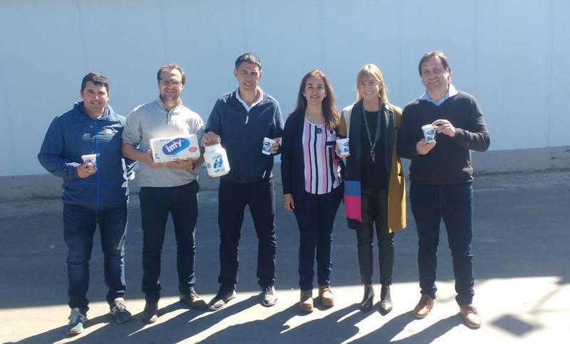 La pr&oacute;xima Vicegobernadora Alejandra Rodenas y el Diputado Alejandro Ramos recorrieron empresas junto al Presidente Comunal Esteban Ferri.
