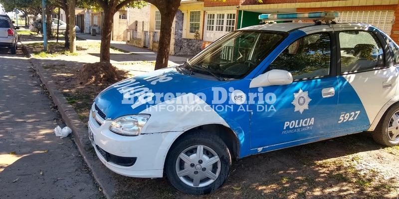 La polic&iacute;a actu&oacute; en el lugar hasta convencer a la familia que usurpaba la propiedad.