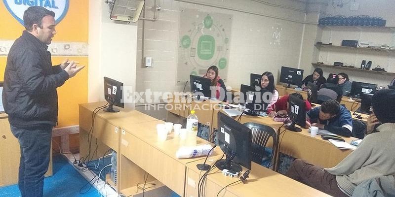 La Oficina de Empleo brinda diferentes cursos y capacitaciones