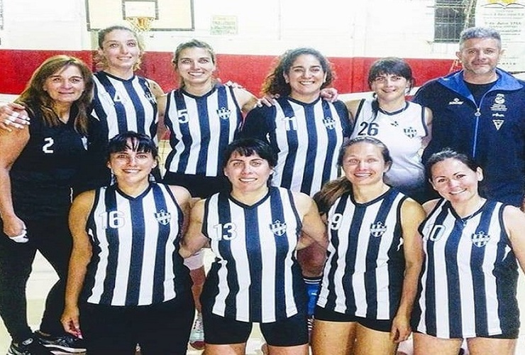 Las jugadoras de Unión se alzaron con un triunfazo de visitante.