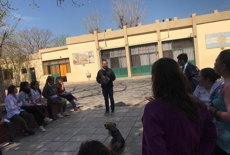 Imagen de Continúa el Ciclo de Charlas sobre Concientización Ambiental