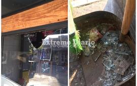 Imagen de Inadaptados ocasionaron destrozos en pleno centro