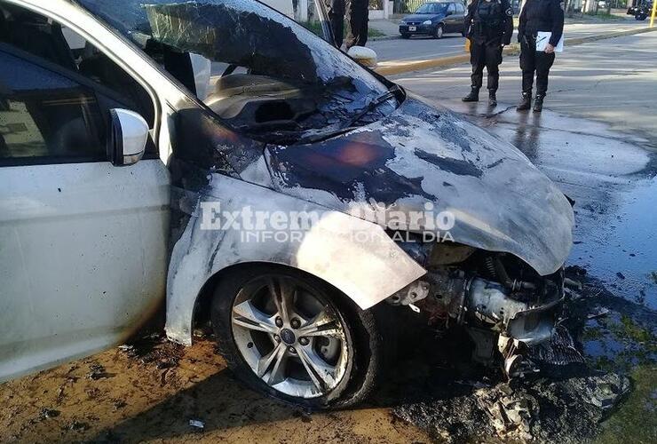 Imagen de Libertad al 600: Incendio de un automóvil