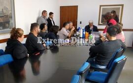 Imagen de Apertura de sobres para la licitaci&oacute;n de materiales por obras de cord&oacute;n cuneta en los barrios