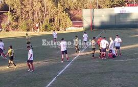 El "Gato" cay&oacute; de local y se complica.