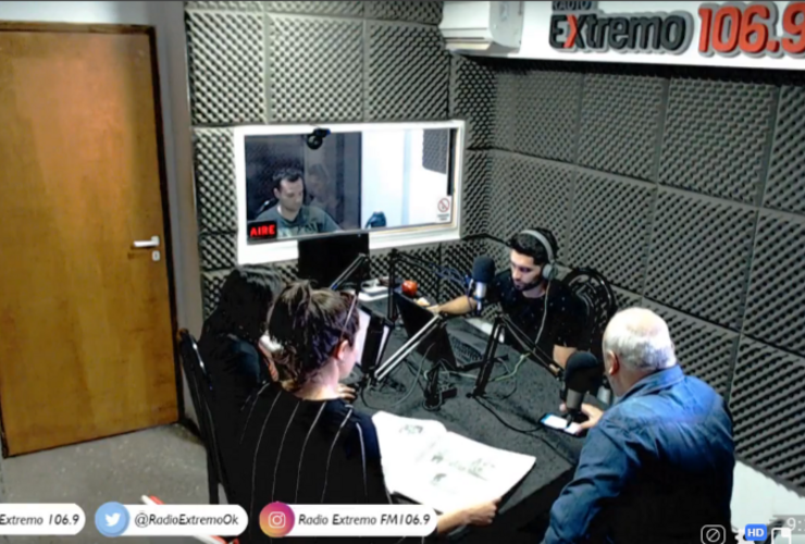 Imagen de Emisión EN VIVO de Dos & Pico, Radio Extremo 106.9