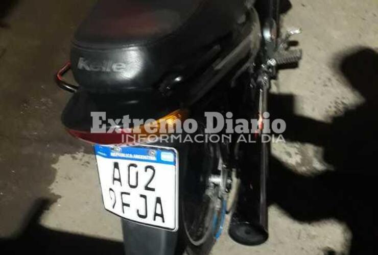 Imagen de Gendarmería secuestró moto con pedido de captura