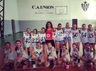 La profe Baby y sus jóvenes alumnas de Unión.