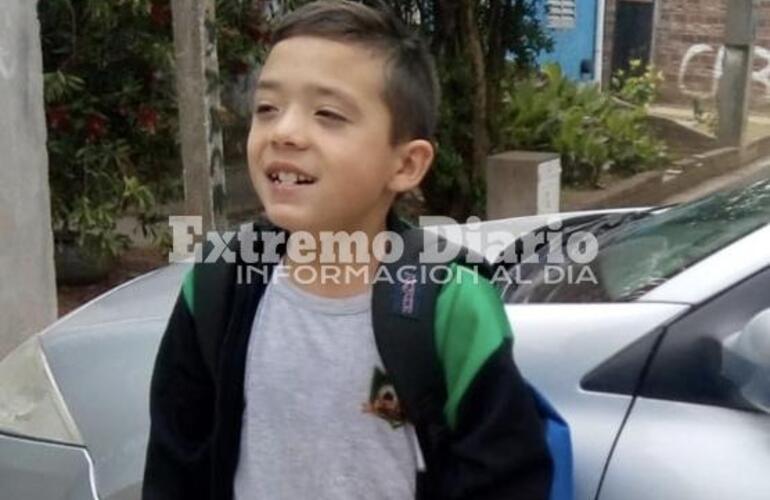 Juega en categoría Infantil y va a 2do grado en la Escuela.