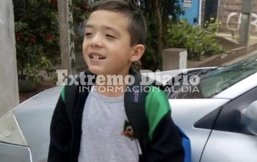 Juega en categor&iacute;a �Infantil� y va a 2do grado en la Escuela.